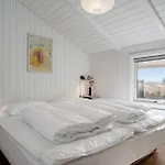 6637-hvide-sande-arvidvej-186 펜션 Bjerregård